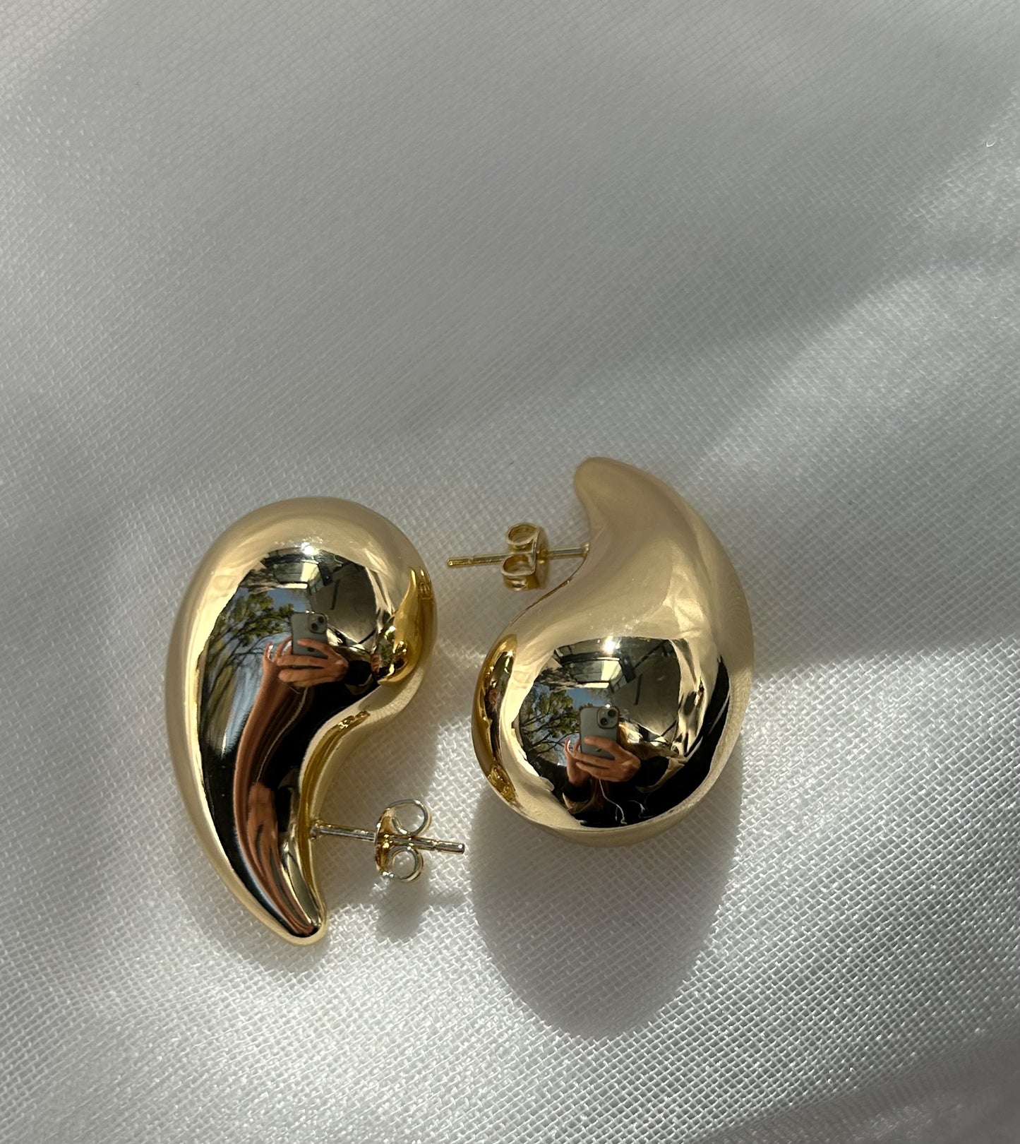 Chunky Waterdrop Studs